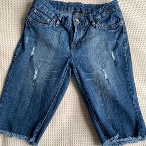 Long denim jean shorts size 6